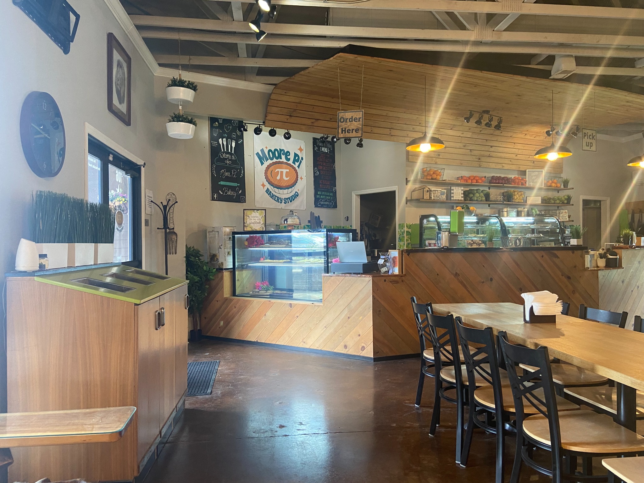 Moore Pi order and pickup area